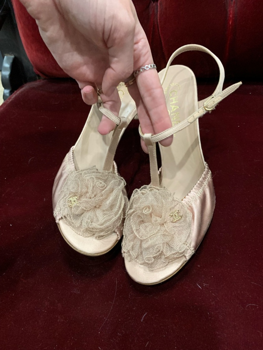 CHANEL Blush Pink Satin Slingback Heels with Rosette Detail - Picture 3 of 7